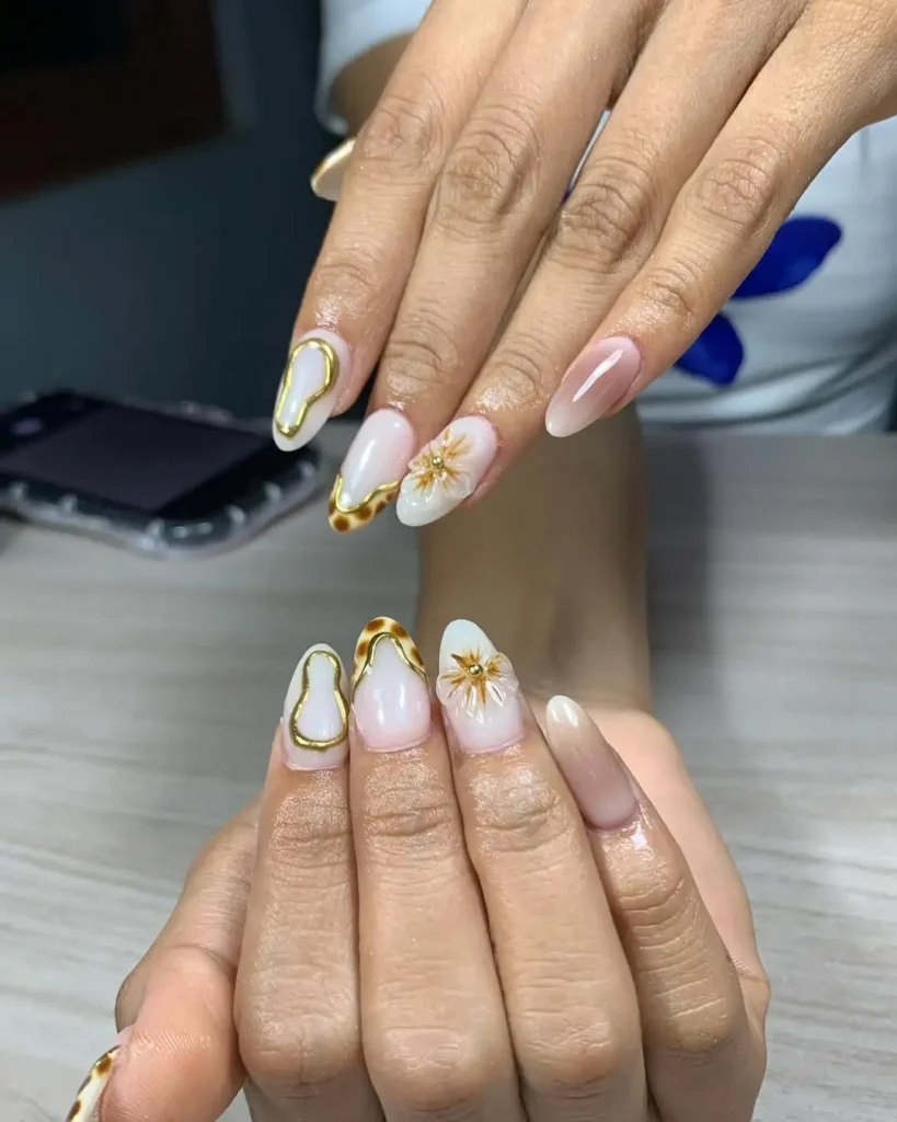 nails