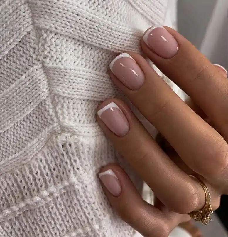 acrylic short nails
