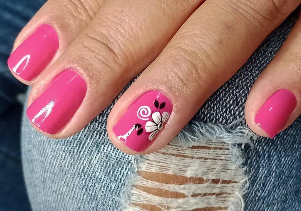 pink nails
