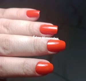 almond nails design