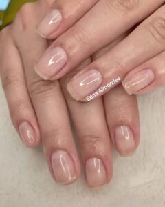 almond nails design