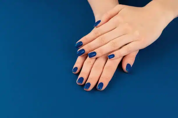Blue ombre nails