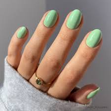 nails manicure