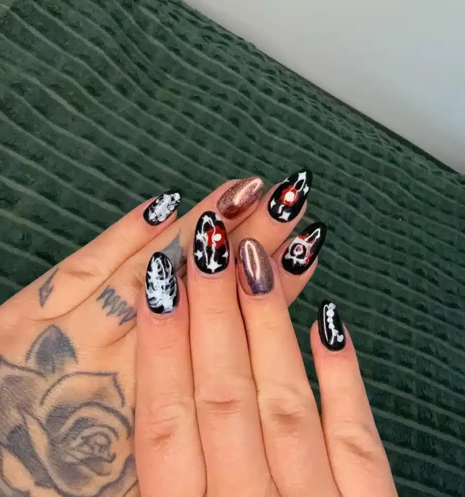 black nail art