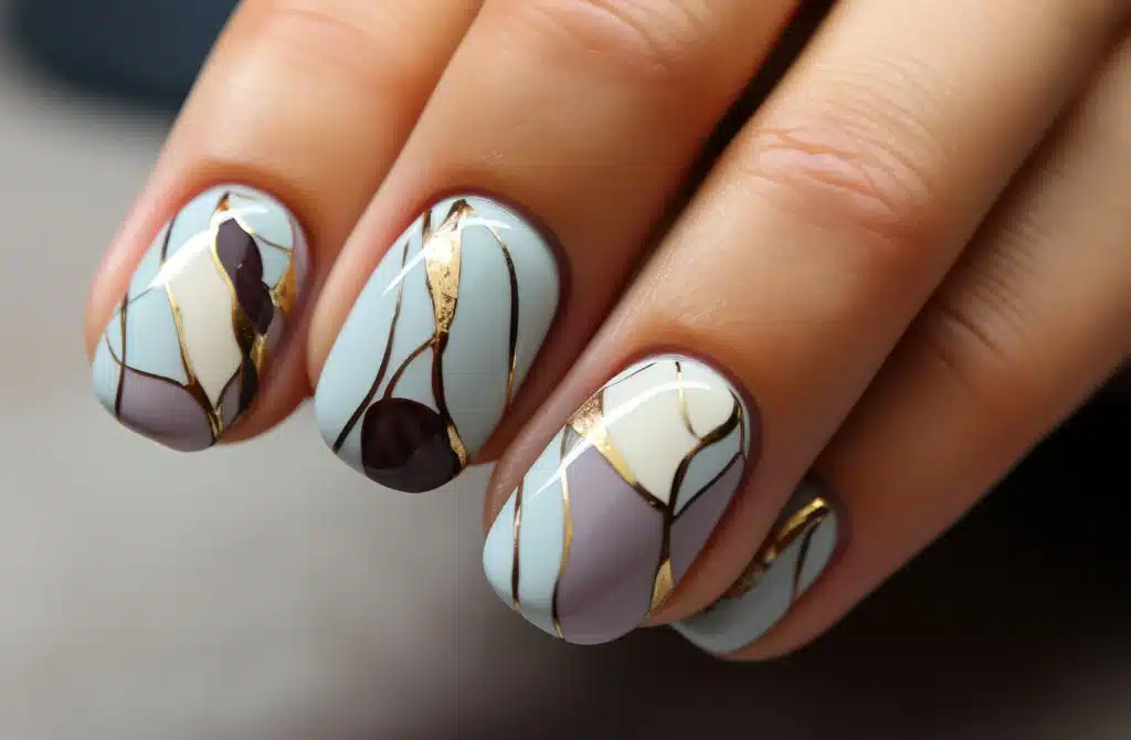 Short French nails

